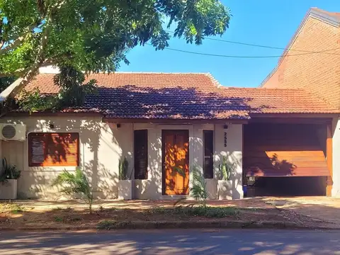 CF1320 - CASA EN VENTA - 3 DORMITORIOS - AV. LAS HERAS Y LÓPEZ Y PLANES
