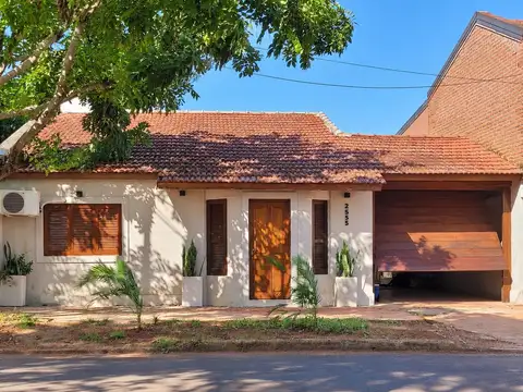 CF1320 - CASA EN VENTA - 3 DORMITORIOS - AV. LAS HERAS Y LÓPEZ Y PLANES