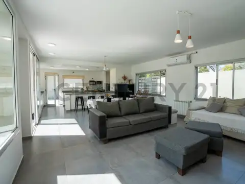 CASA EN VENTA EN CITY BELL