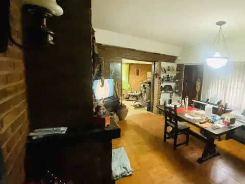 Casa 4 ambientes con 1 baño
