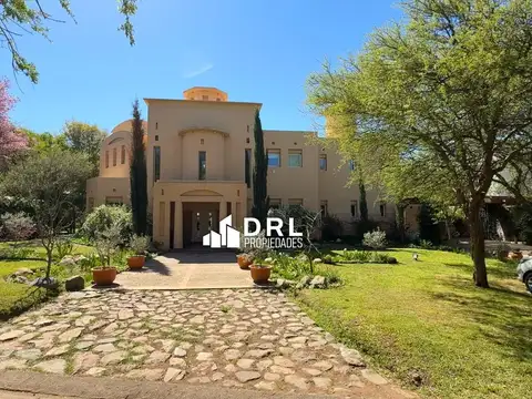 El Bosque, Country. Casa en venta.