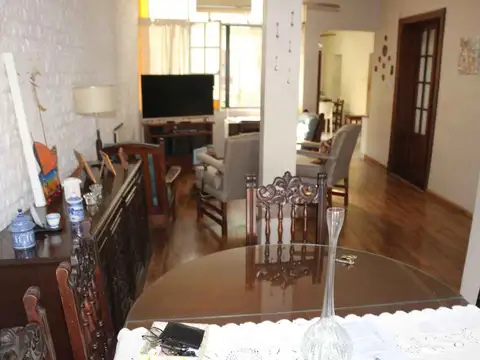 Casa 5 ambientes con 1 baño