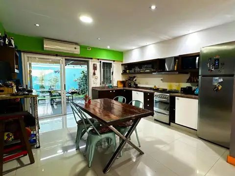 Depto Tipo Casa en Venta en Quilmes, USD 113.000