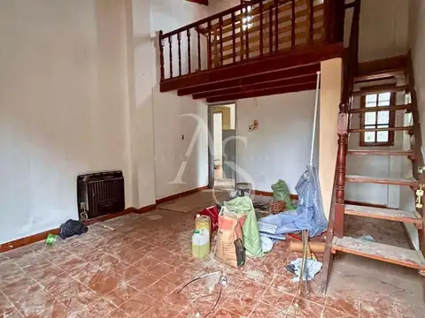Casa en Alquiler con 1 cochera