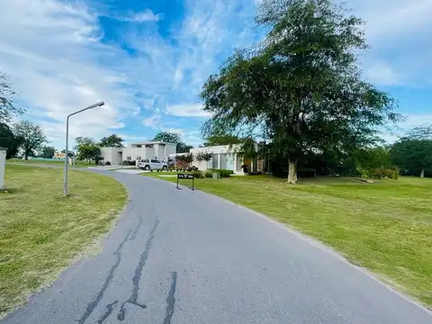 Terreno en Venta 35  mts Fondo