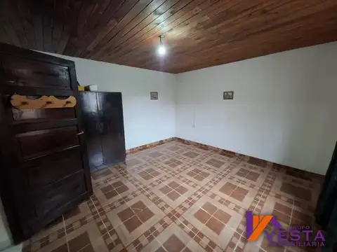Casa 6 ambientes con 2 baños