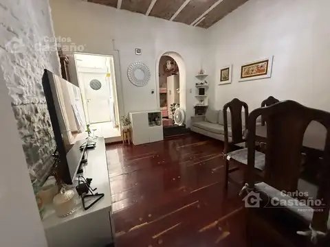 Hermoso PH 3 Amb. Chicos en Muy Buena Zona, a Mts. de Av. Álvarez Thomas