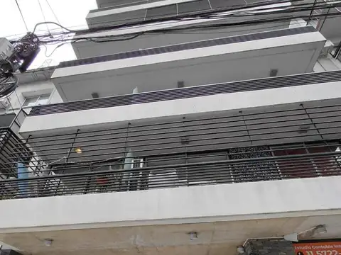 Departamento monoambiente con balcón y amenities