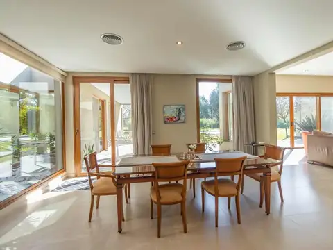 Casa en Venta en Fincas de San Vicente, USD 460.000