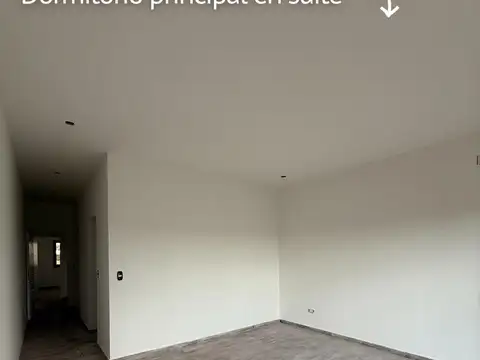 Casa 4 ambientes con 2 baños