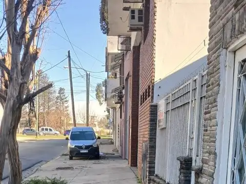 Depto Tipo Casa en Venta de 1 dormitorio