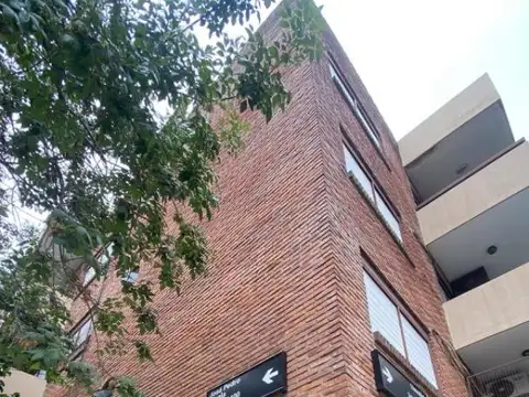 Departamento 3 ambientes al frente  