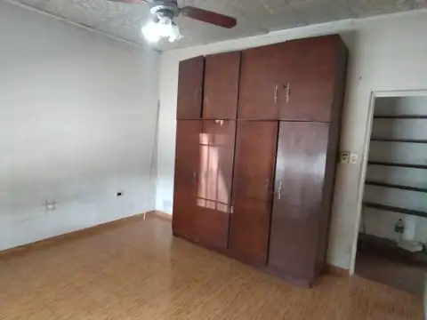 Depto Tipo Casa 4 ambientes con 1 baño