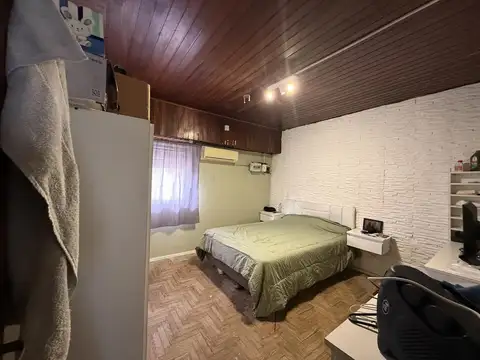 Casa 6 ambientes con 3 baños