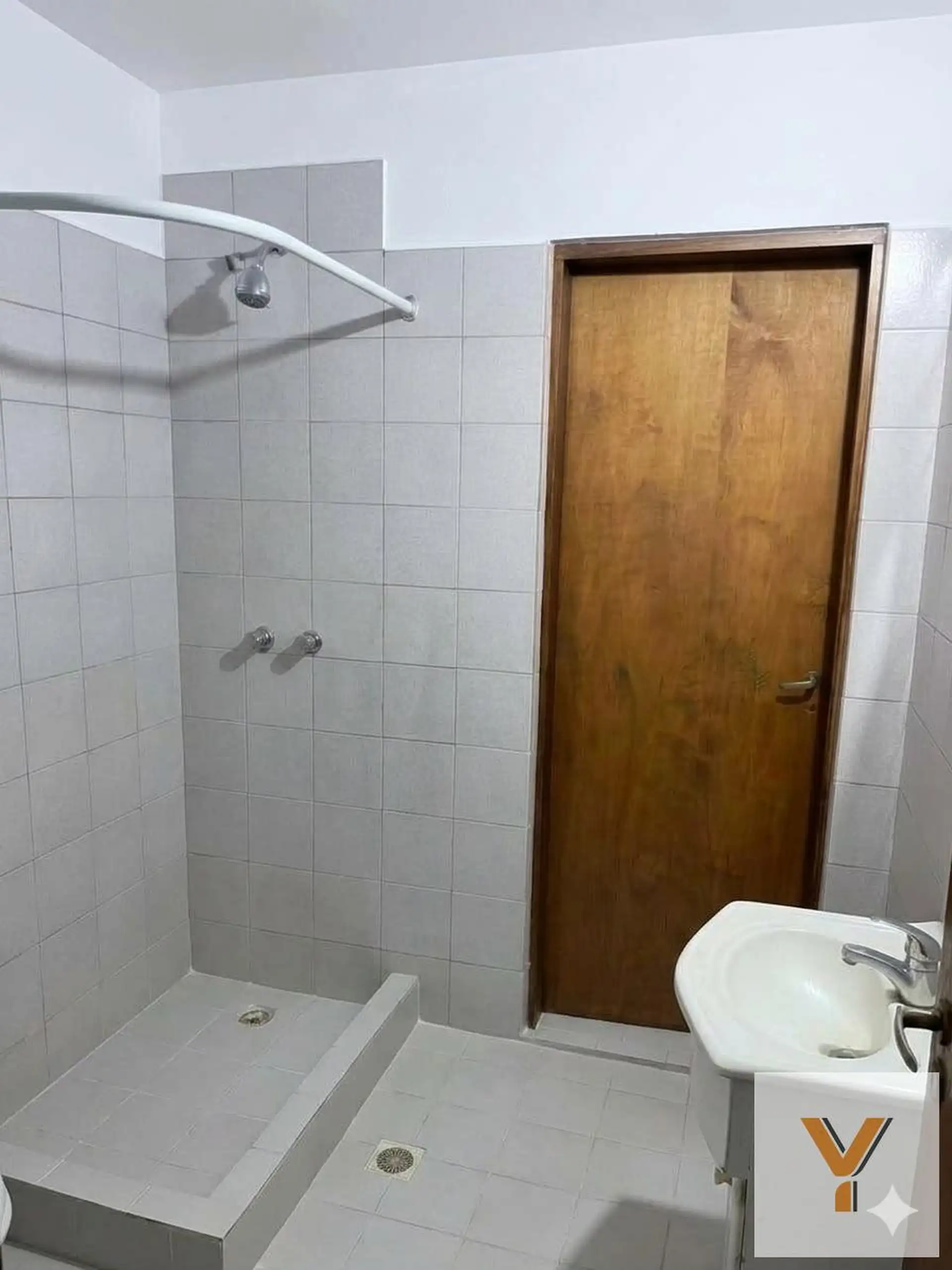 Casa en Venta - 3 Dormitorios 2 Baños - 450mts - Mar Del Plata