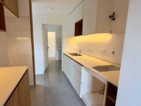 Casa en Venta en El Canton, USD 269.000