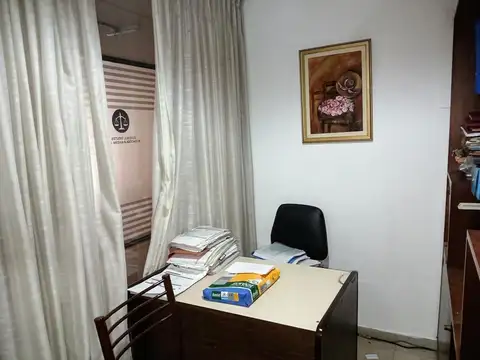 OFICNA en venta   Paseo Santo Domingo