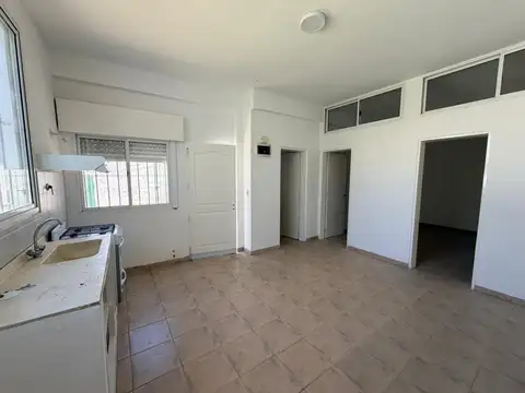 Depto Tipo Casa en Alquiler al Noreste