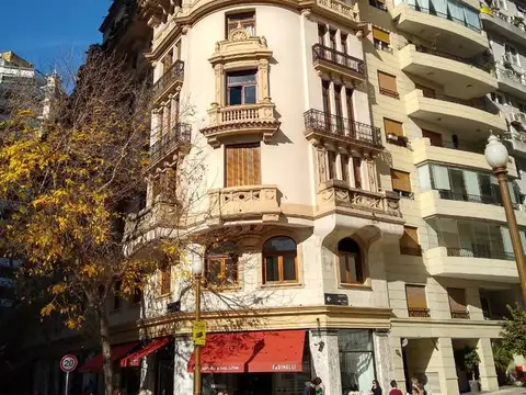 Arroyo al 800