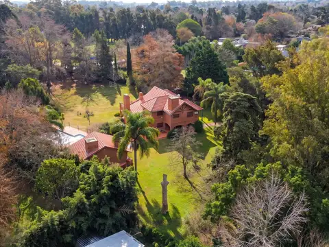 Casa en Alquiler de 4 dormitorios