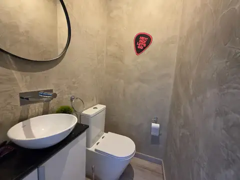 Casa en Venta con 1 cochera