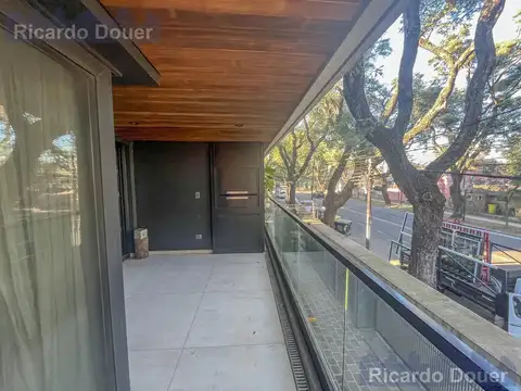 Departamento en Alquiler con 1 cocheras