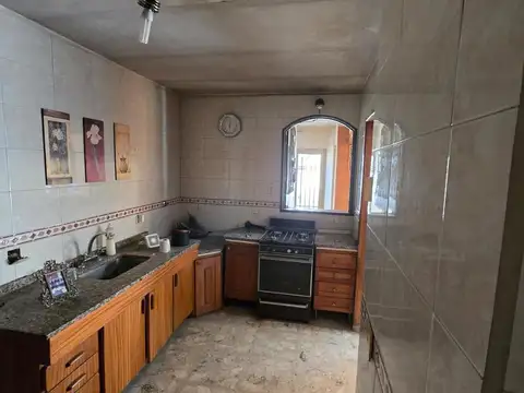 Depto Tipo Casa en Venta con 1 cocheras