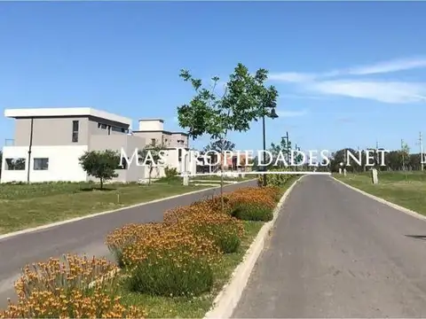 Terreno en Venta de 930,0 m2