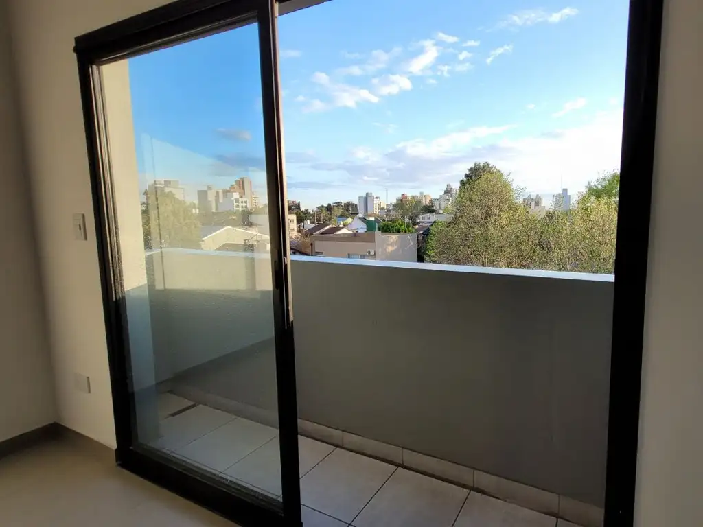 ¡ATENCIÓN  EDIFICIO MALNATTI 1973! en San Miguel