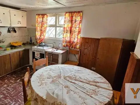 Casa 4 ambientes con 1 baño