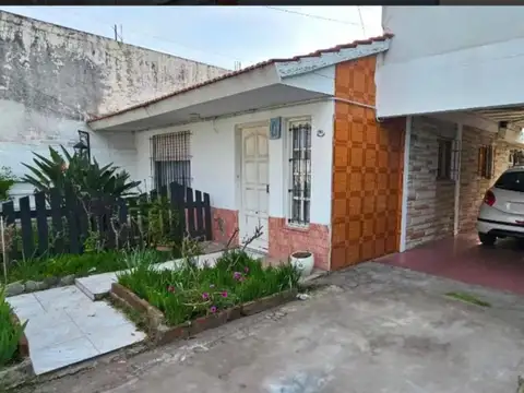 Coronel Suarez e/ Bolívar y Moreno