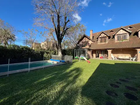 VENTA CASA 7 AMBIENTES SAN ISIDRO  PILETA AP CRED