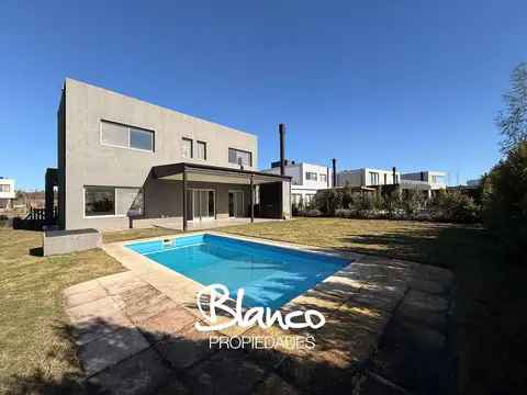 Casa en Venta en Puertos, Countries y Barrios Cerrados en Escobar