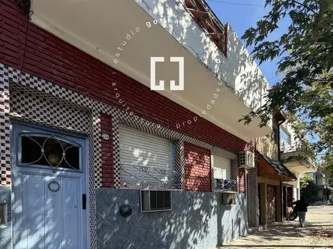VENTA PH INCREIBLE 4 AMB. PATIO Y BALCON EN VILLA URQUIZA PARA ACTUALIZAR