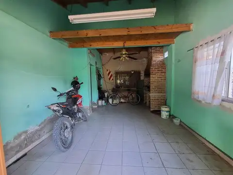 Depto Tipo Casa 7 ambientes con 1 baño