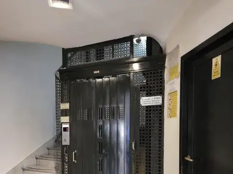 Departamento de dos ambientes barracas venta