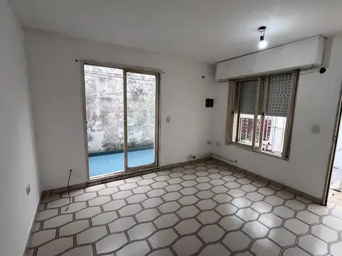 Depto Tipo Casa en Venta de 1 dormitorio
