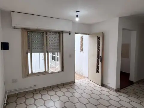 Depto Tipo Casa en Venta de 2 ambientes
