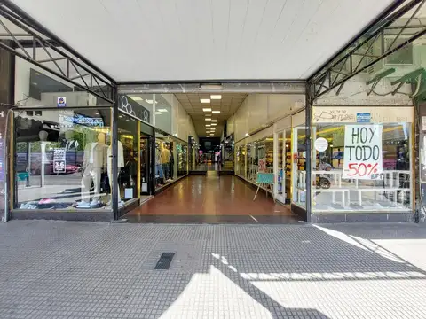 Local en Alquiler en Galería Gran Rivadavia en Ramos Mejía