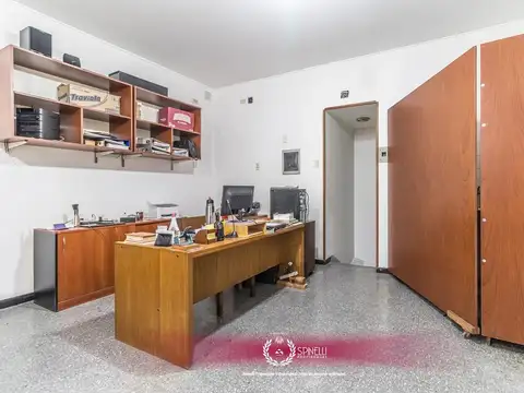 Local · 98m² · oportunidad inversión apto todo rubro a metros avenida Entre Ríos
