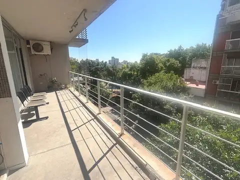Moderno Monoambiente Divisible a Balcón aterrazado - Categoria - Apto prof.