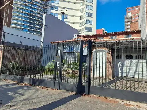 Alquiler Casa 5 ambientes con cochera en La Lucila