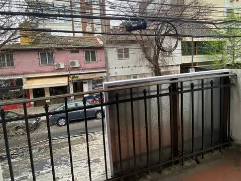 VENTA EN BLOCK - 2 LOCALES - 2 DEPARTAMENTOS EN ACASSUSO SAN ISIDRO