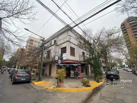 VENTA EN BLOCK - 2 LOCALES - 2 DEPARTAMENTOS EN ACASSUSO SAN ISIDRO