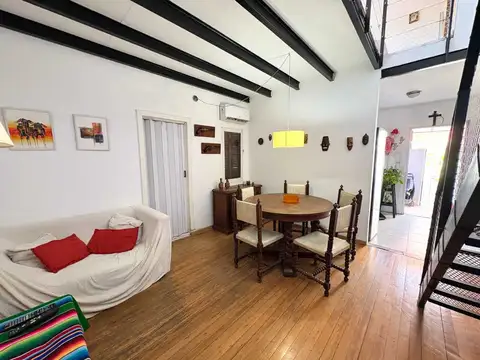 Depto Tipo Casa en Venta 40 años