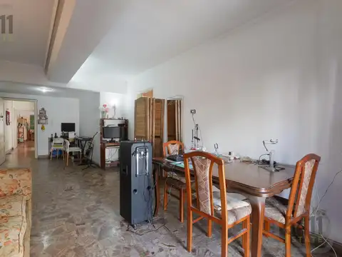 Depto Tipo Casa en Venta 50 años