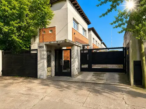Duplex en venta en Gonnet