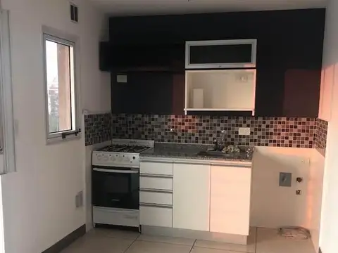 Av. Gral Mosconi 3100, Piso 10