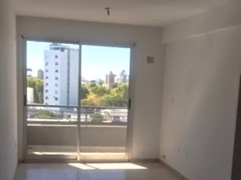 13 1500, Piso 5