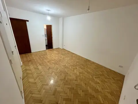Departamento en Alquiler en Almagro, $ 448.000